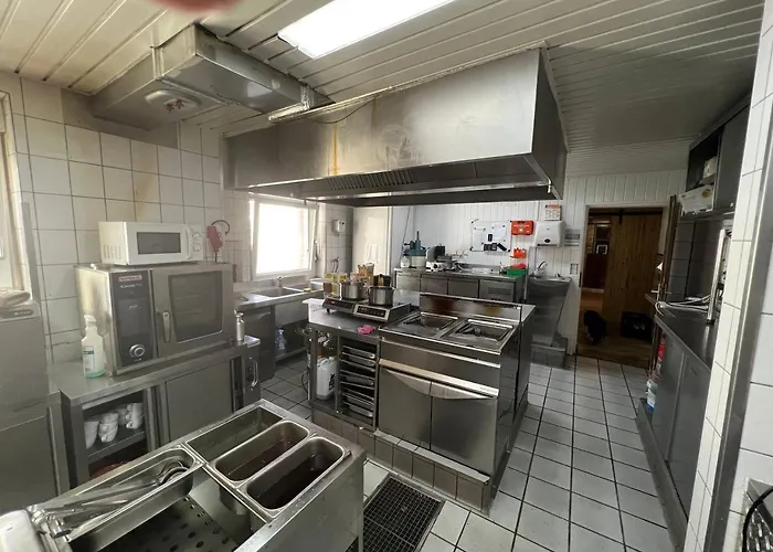 Gaestehaus Schoene Aussicht לינה וארוחת בוקר *