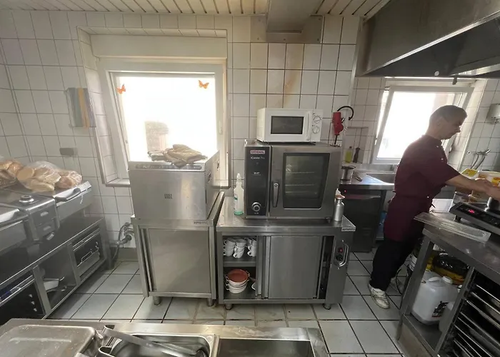 Gaestehaus Schoene Aussicht לינה וארוחת בוקר *