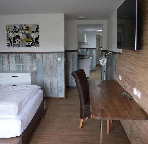 Gaestehaus Schoene Aussicht לינה וארוחת בוקר *