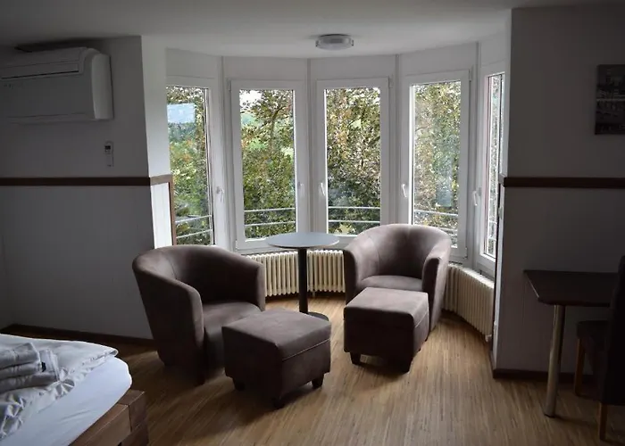 Gaestehaus Schoene Aussicht לינה וארוחת בוקר