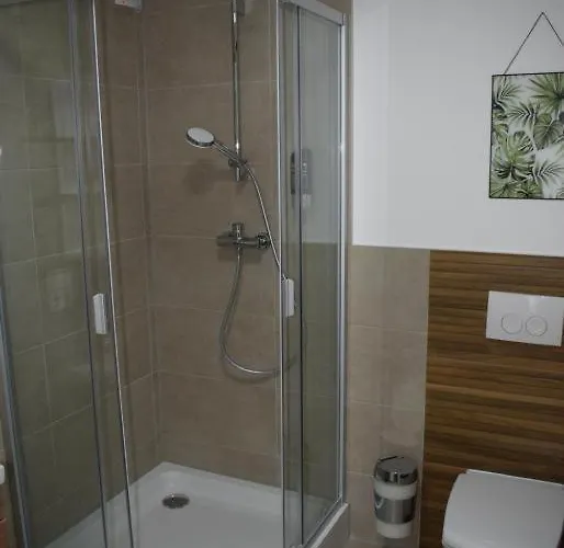 Gaestehaus Schoene Aussicht לינה וארוחת בוקר *